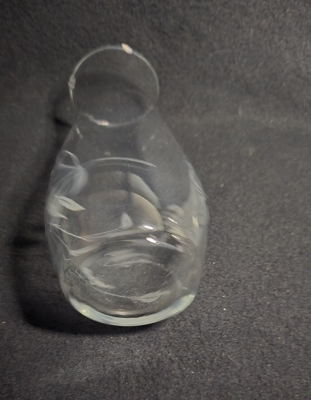 Cameo Crystal Hand Cut Vase - Picture 6 of 8